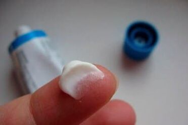 Kenőcs a méhnyak osteochondrosis kezelésére